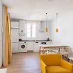 Mar De La Vina - Free Parking By Time